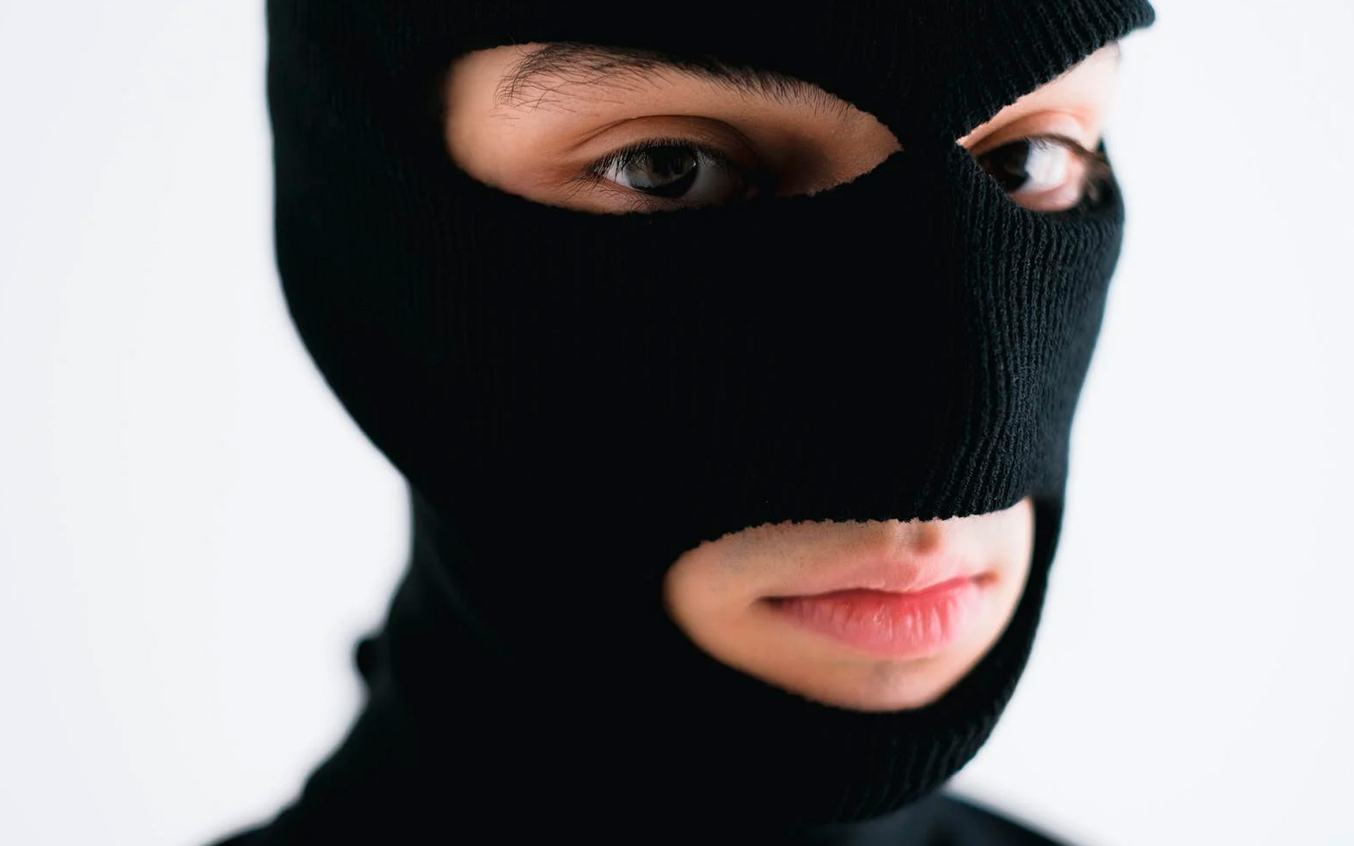 Metody ochrony uprawy konopi przed kradzieżą