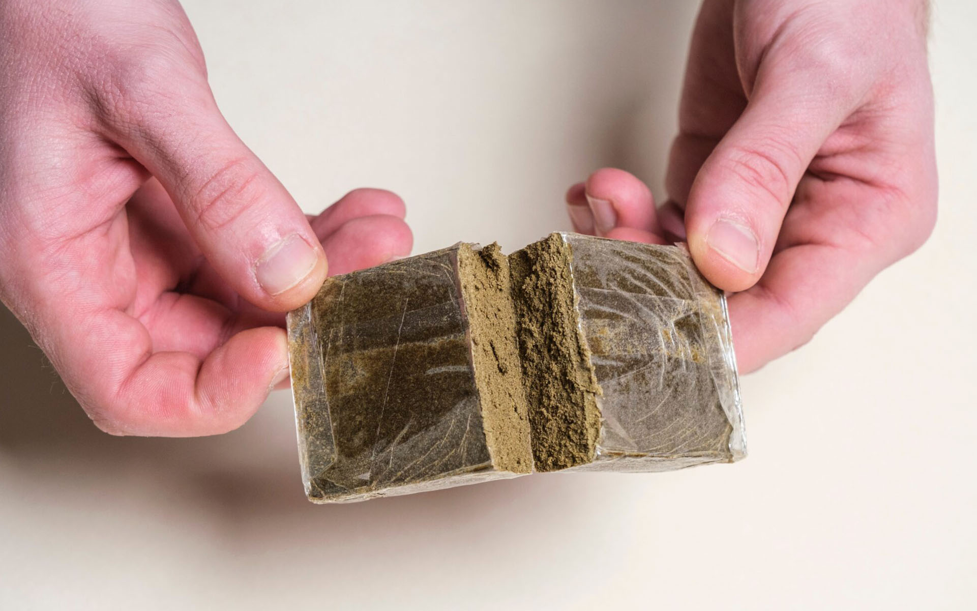 Palenie haszyszu w prawidłowy sposób